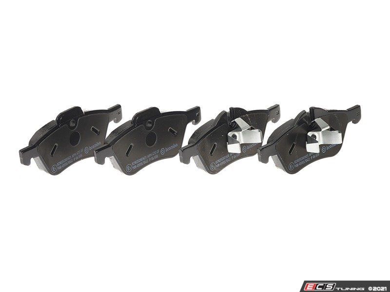 Front Brake Pad Set P 06 030