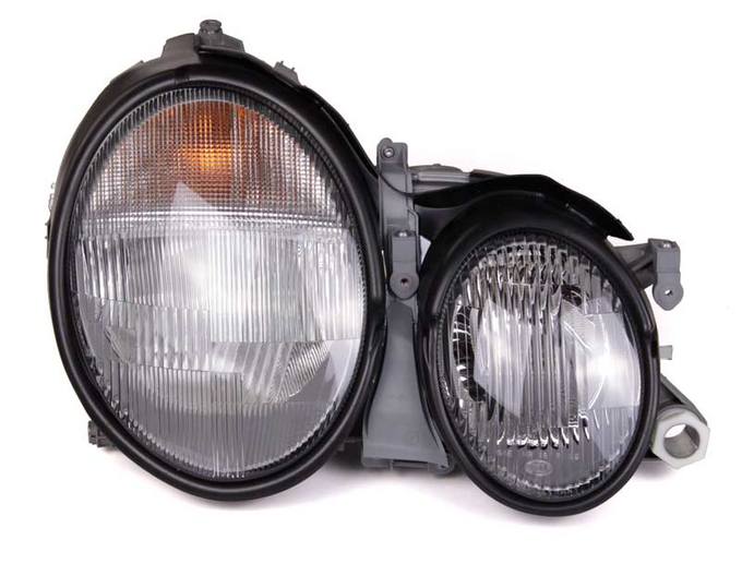 Mercedes Headlight Assembly – Passenger Side (Halogen) 2088200661 – Hella 007450121