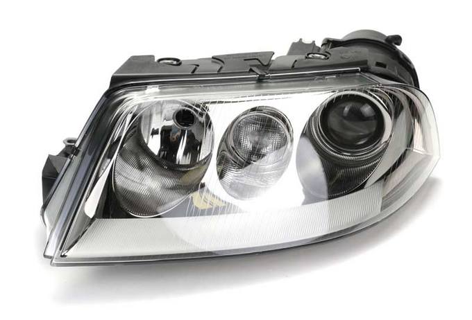 VW Headlight Assembly – Driver Side (Xenon) 3B7941017T – Hella 008340235