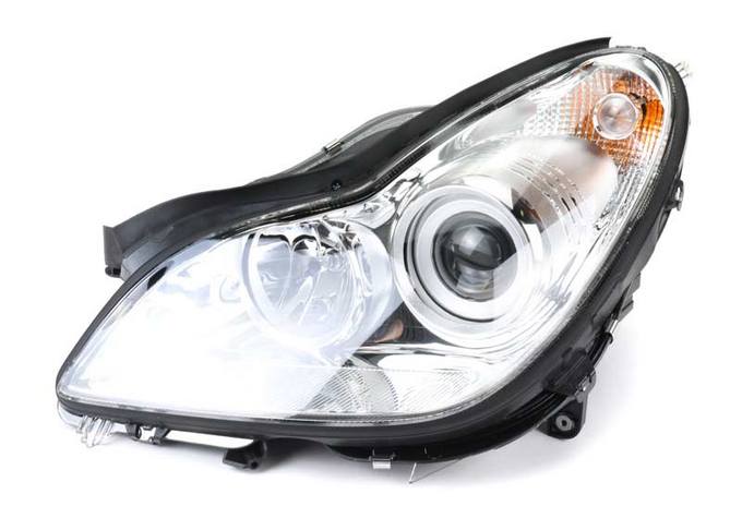 Mercedes Headlight Assembly – Driver Side (Xenon) 2198204361 – Hella 008821351