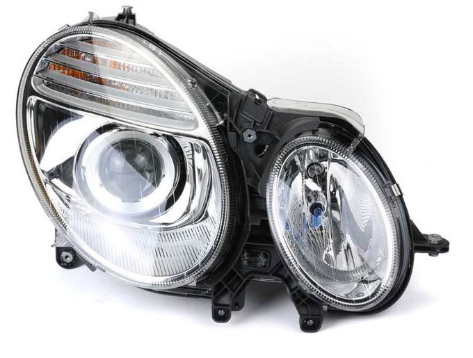 Mercedes Headlight Assembly – Passenger Side (Halogen) 211820346164 – Hella 009260061