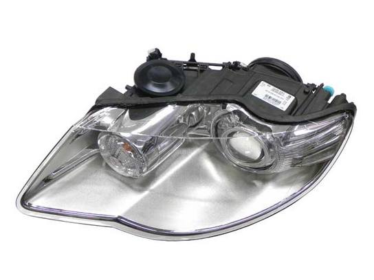 VW Headlight Assembly – Driver Side (Xenon) 7L6941039E – Hella 009452171