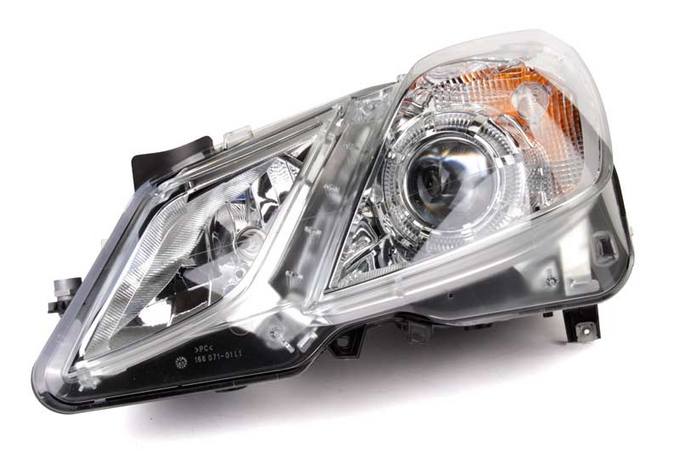 Mercedes Headlight Assembly – Driver Side (Halogen) 2078205361 – Hella 009647971