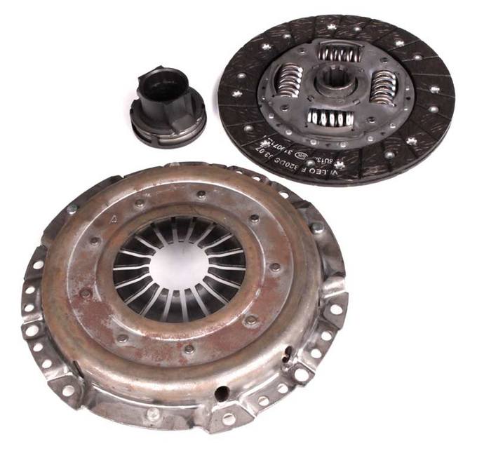 BMW Clutch Kit 21211223570 – Luk 6223284000