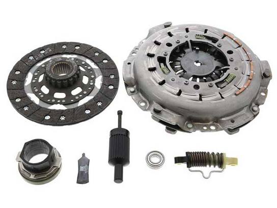 BMW Clutch Kit 21212284034 – Luk 6223308000