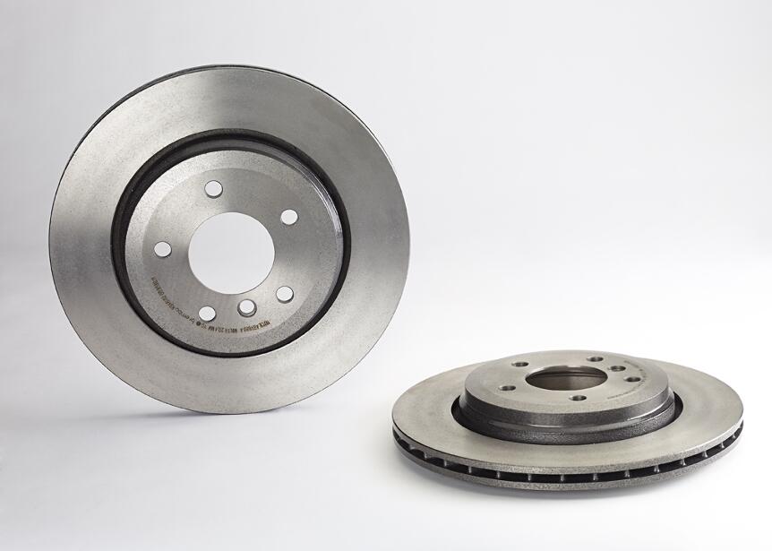 BMW Land Rover Brake Kit – Pads &  Rotors Front and Rear (325mm/320mm) (Low-Met) SFP500210 – Brembo 2858937KIT