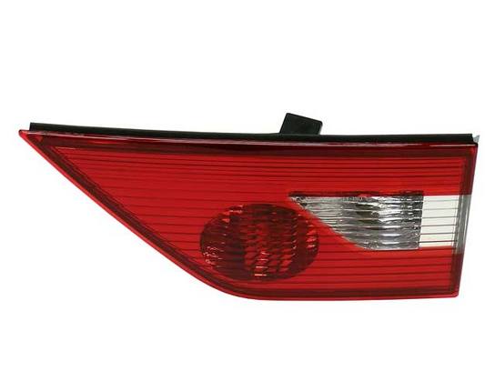 Tail Light Assembly – Passenger Side Inner