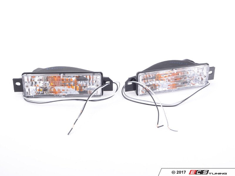 Clear Front Turn Signal Assembly - Set