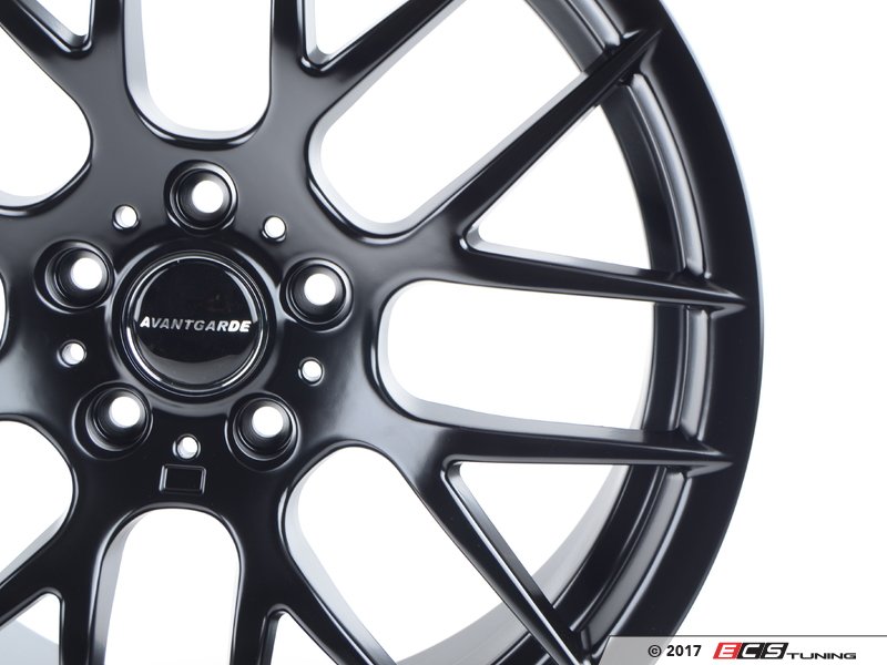 Avant Garde 19" Matte Black - Squared Set