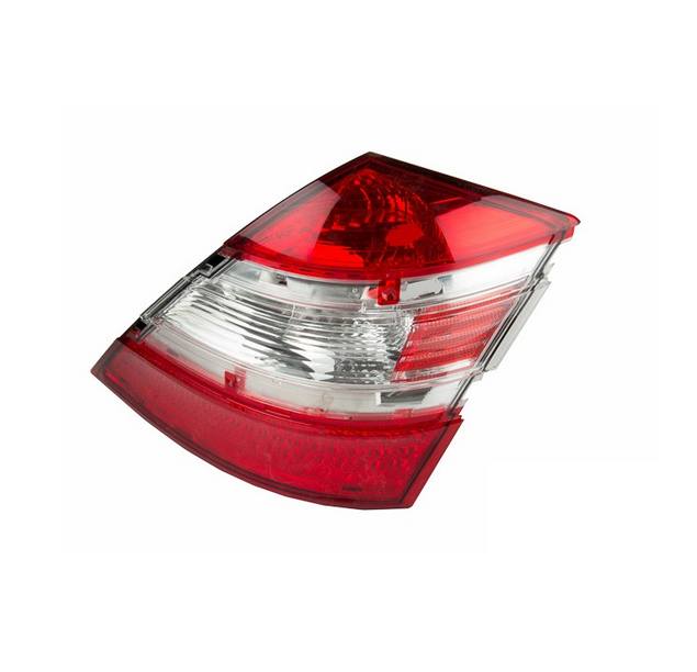 Mercedes Tail Light Lens – Driver Left 2218200466 – ULO 1037004