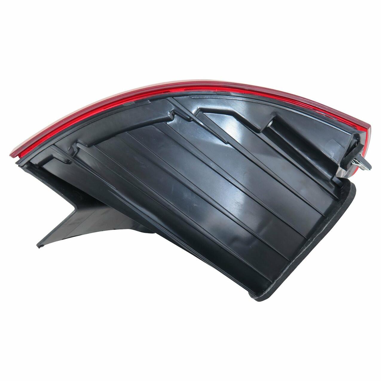 Tail Light Assembly – Passenger Side Outer