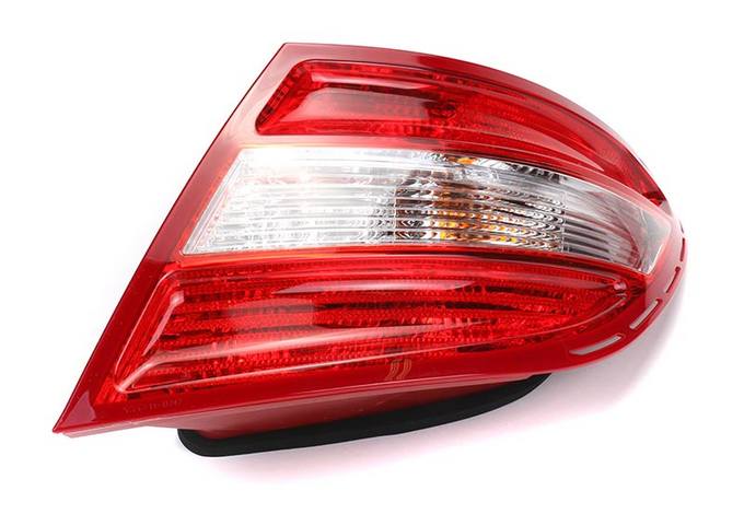 Mercedes Tail Light Assembly – Passenger Side (NSF) 2049068402 – TYC 111174700