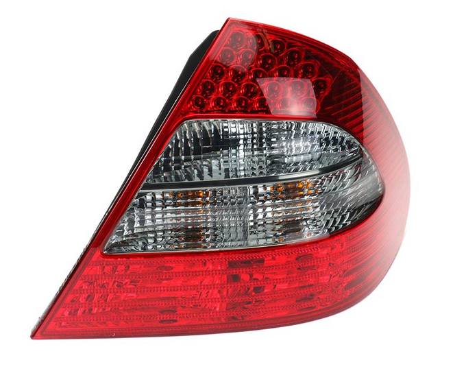 Mercedes Tail Light Assembly – Passenger Side Outer (NSF) 2118202664 – TYC 1111787011