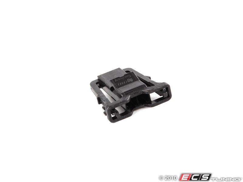 Male blade connector housing - 2 pin