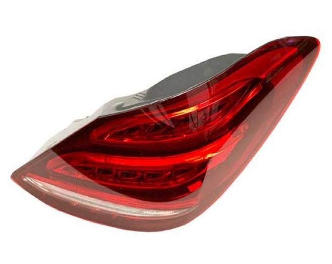 Mercedes Tail Light – Passenger Right 2059062102 – ULO 1128106