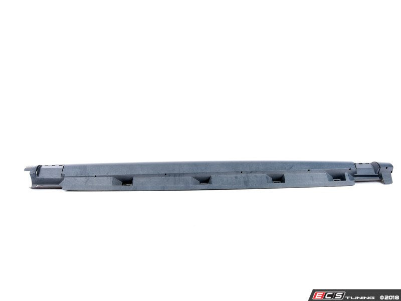 R36 Side Skirt - Right