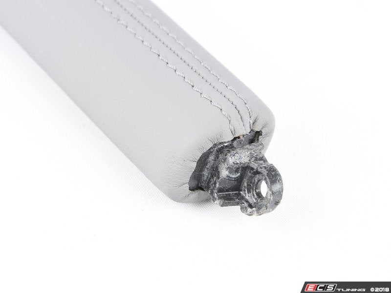 Front Door Handle - Crystal Gray