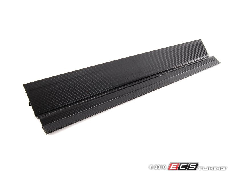 Rear Spoiler Accordion Panel