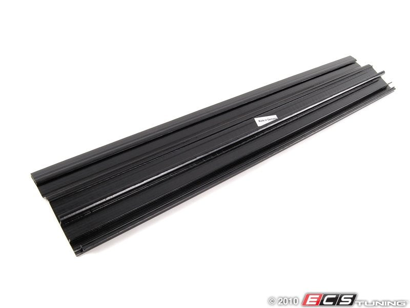 Rear Spoiler Accordion Panel