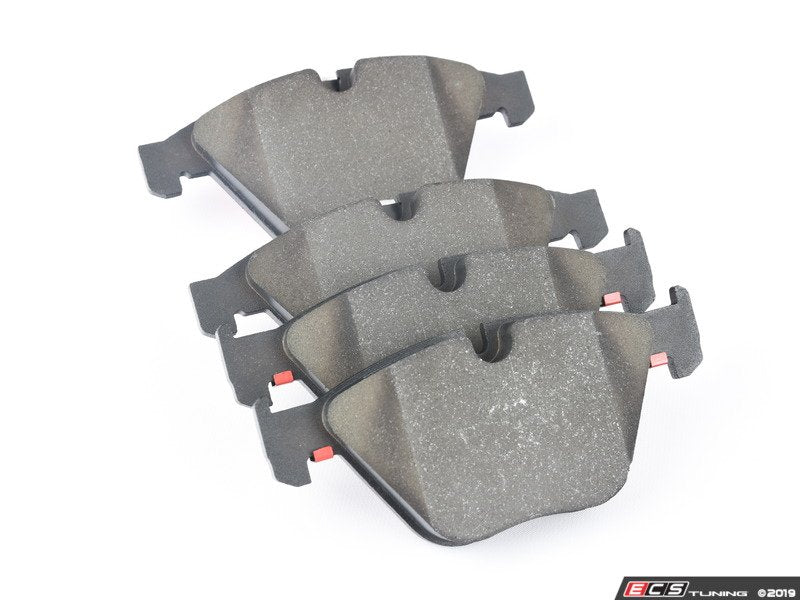 Front Low-Met Brake Pad set