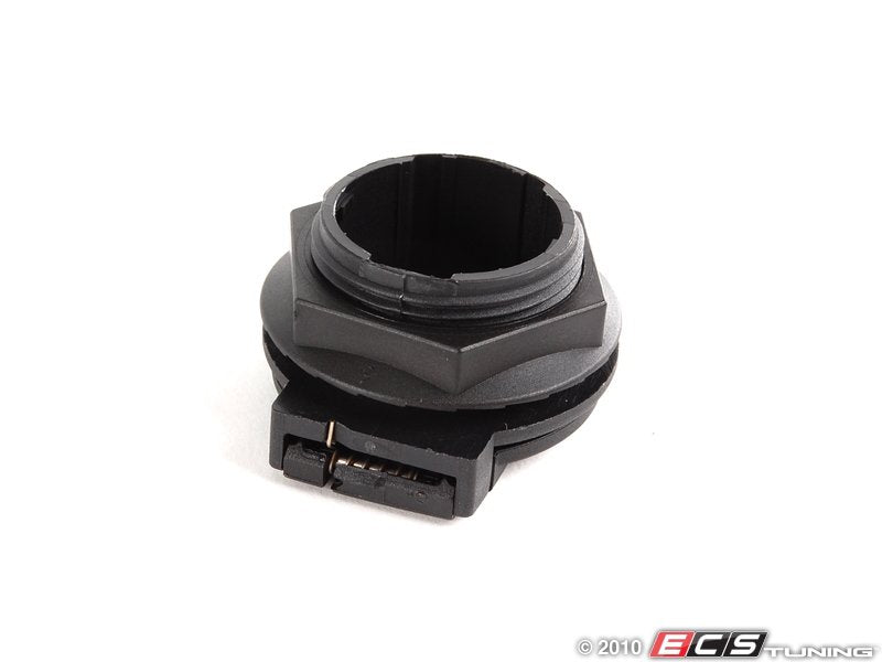 12V Power Outlet Supply Cap