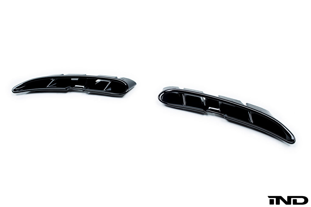 IND F80 M3 Painted Side Vent Set