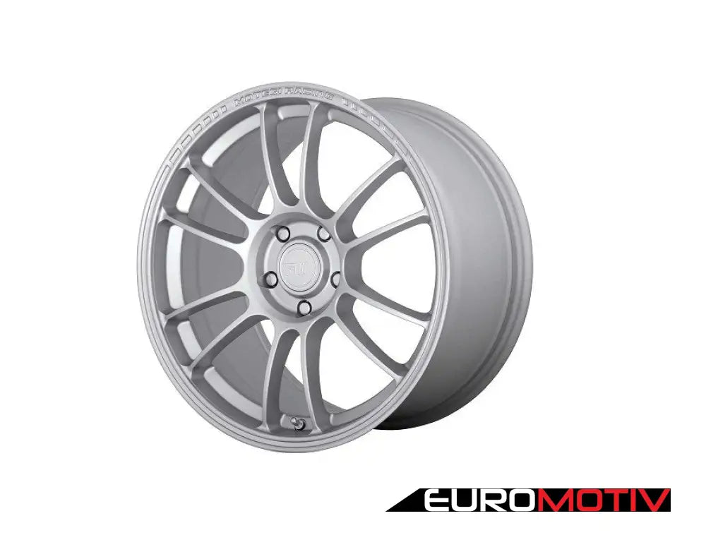 15’ Motegi Ss6 Wheel Set - Hyper Silver