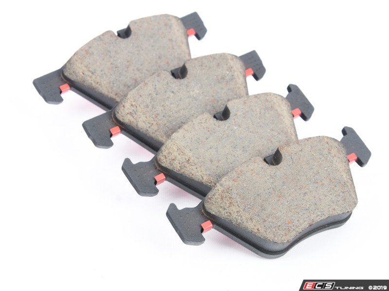 Front Brake Pads set