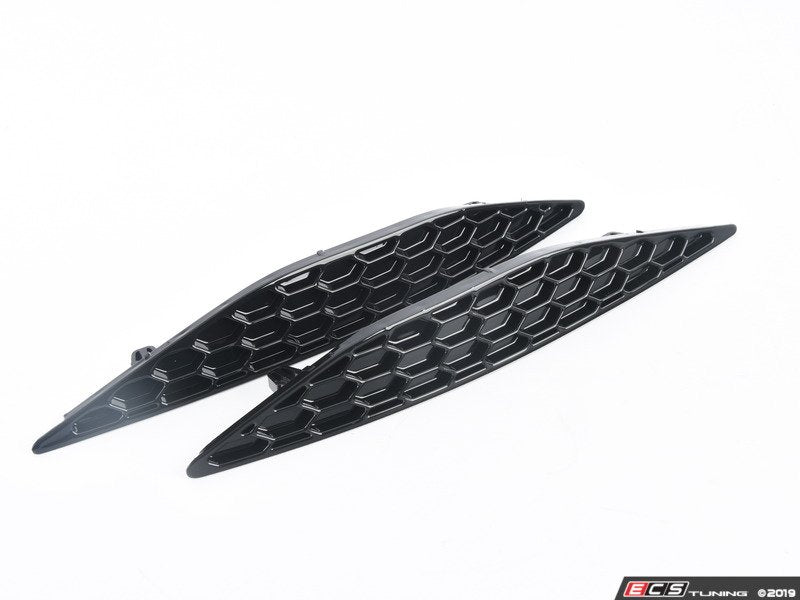 Rear Reflector Insert Set - Gloss Black Honeycomb