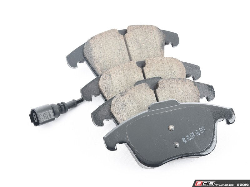 Front & Rear Euro Ceramic Brake Pad Kit