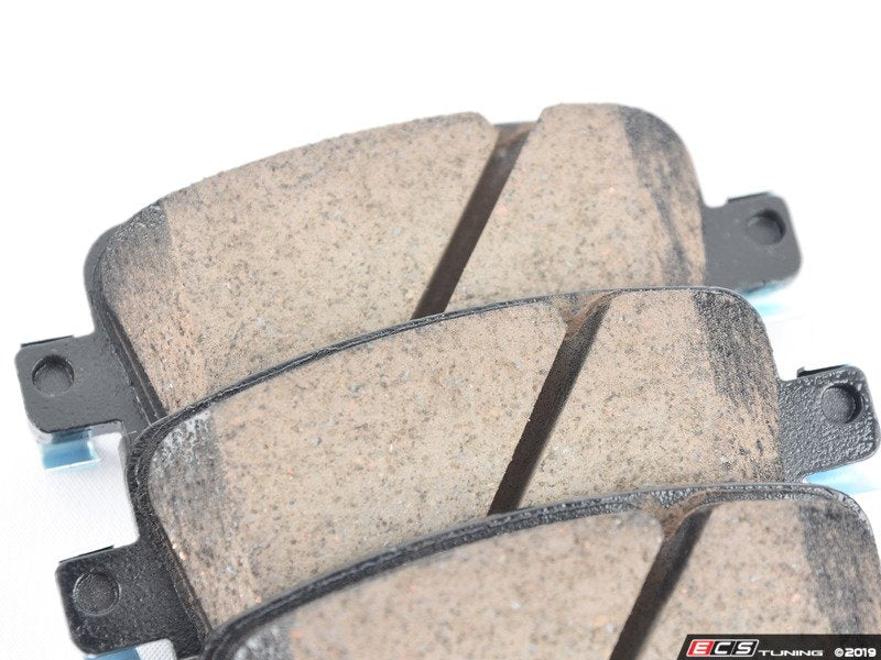 Front & Rear Euro Ceramic Brake Pad Kit