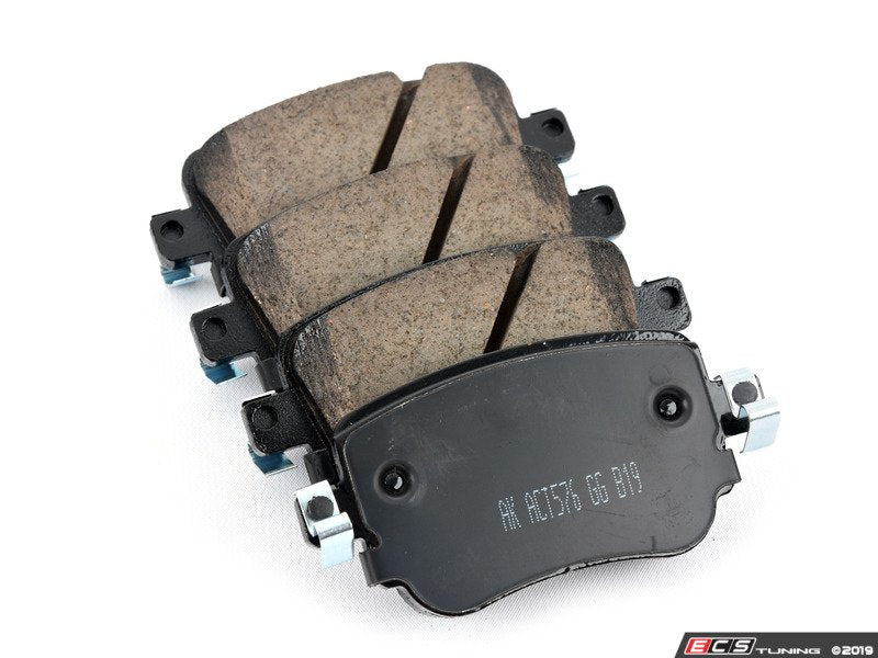 Front & Rear Euro Ceramic Brake Pad Kit