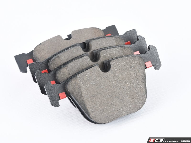 Rear Premium NAO Ceramic Brake Pad Set