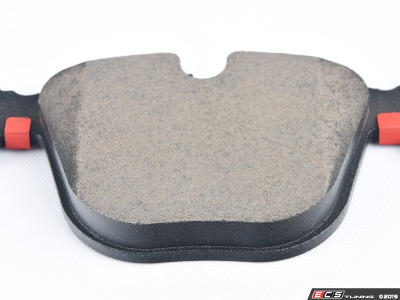 Rear Premium NAO Ceramic Brake Pad Set