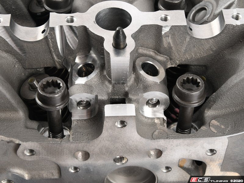 Complete Cylinder Head - Without Camshafts