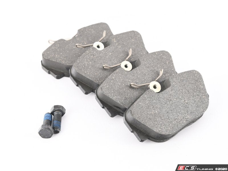 E30 Front Brake Pad Set