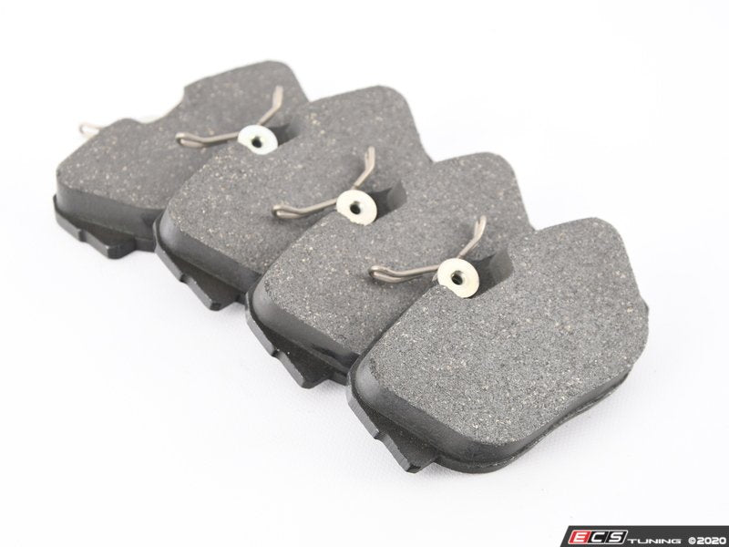 E30 Front Brake Pad Set