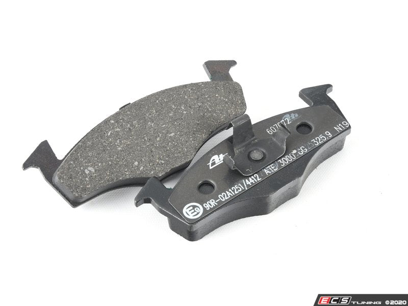 Front Brake Pad Set