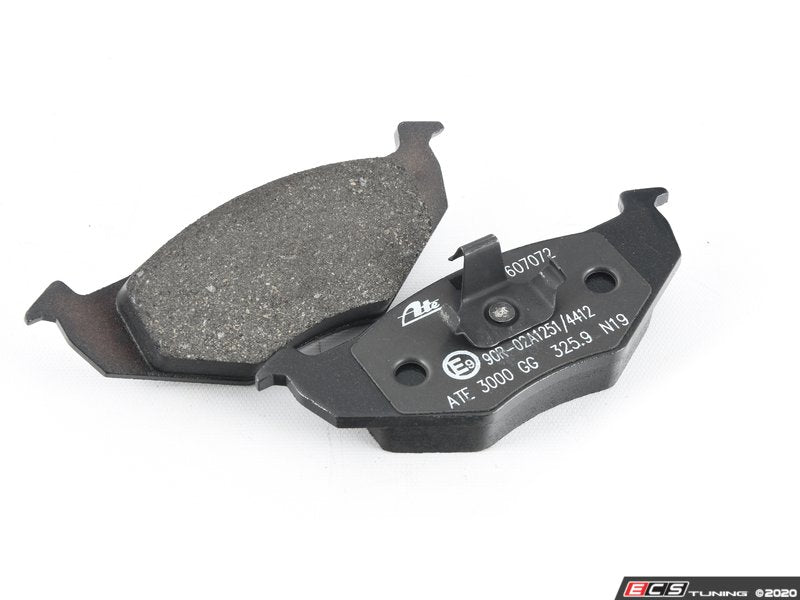 Front Brake Pad Set