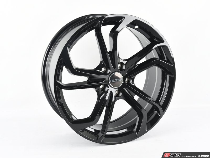 18" Style 698 - Set Of Four