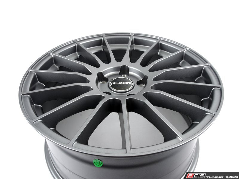 18" Style MB8 Wheels - Set Of Four