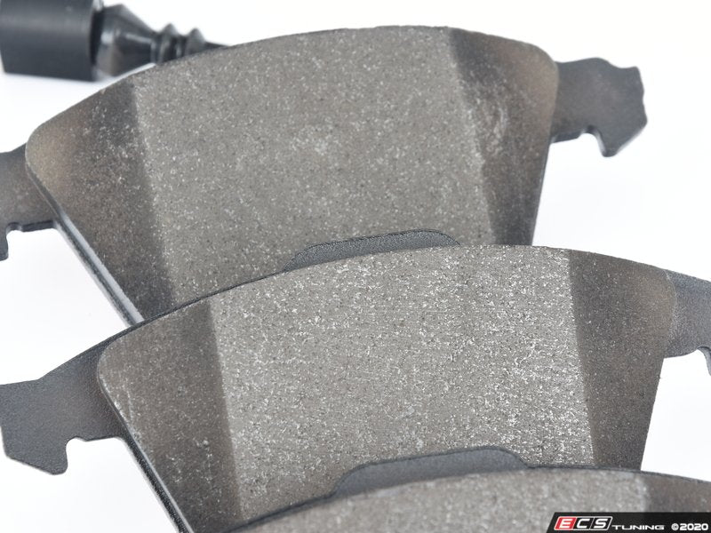 Ceramic Front Brake Pad Set