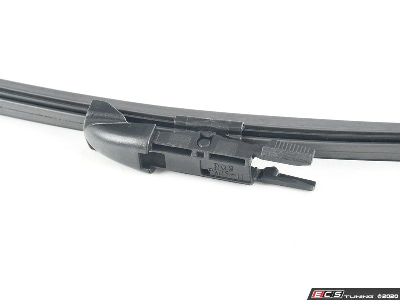 Wiper Blade / Arm Kit - Passenger Rear