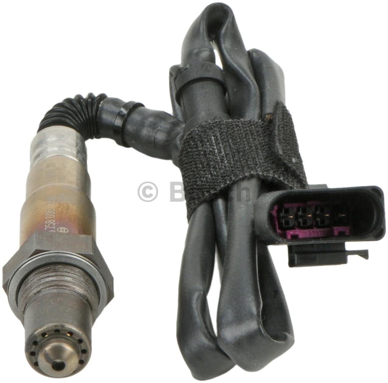 VW Oxygen Sensor – Center In Catalytic Converter 06A906262CK – Bosch 16698