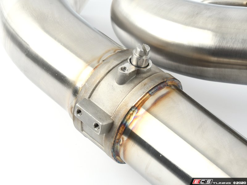 Dinan Free Flow Axle-Back Exhaust - Polished Tips