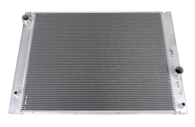 BMW Radiator (Auto Trans) – Behr 376745761