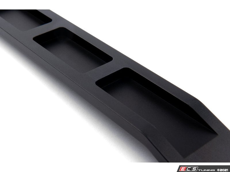 Dinan Strut Tower Brace Bars - Front