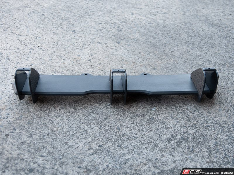 MK7 Golf R Flow-Lock Rear Diffuser