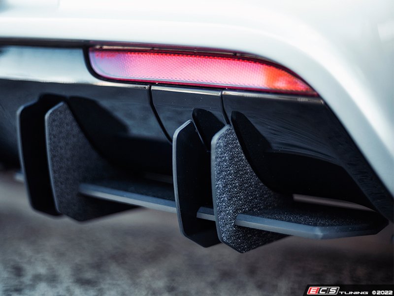 MK6 Golf R Flow-Lock Rear Diffuser