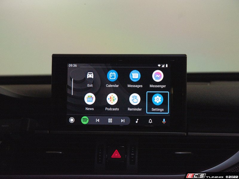 Wireless CarPlay/Android Auto Retrofit Module